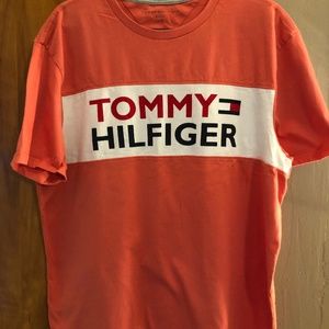 Tommy Hilfiger short sleeve shirt. Gently used